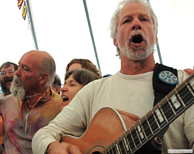 W 08 Beloveds & Narayan Kalama700x550